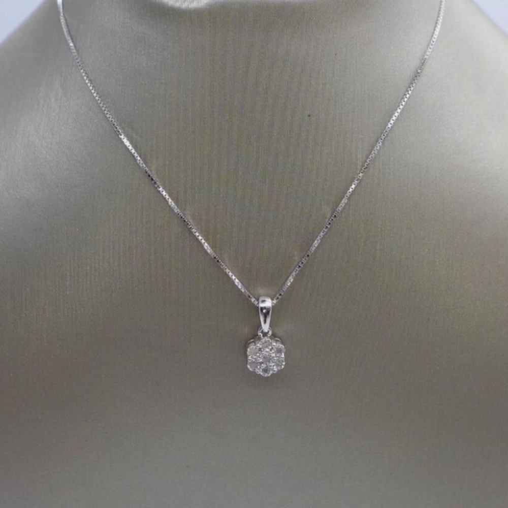 Effy Silver Necklace with Clear Pendant